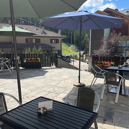 Hotel Alle Tre Baite Santa Caterina Valfurva Exterior photo
