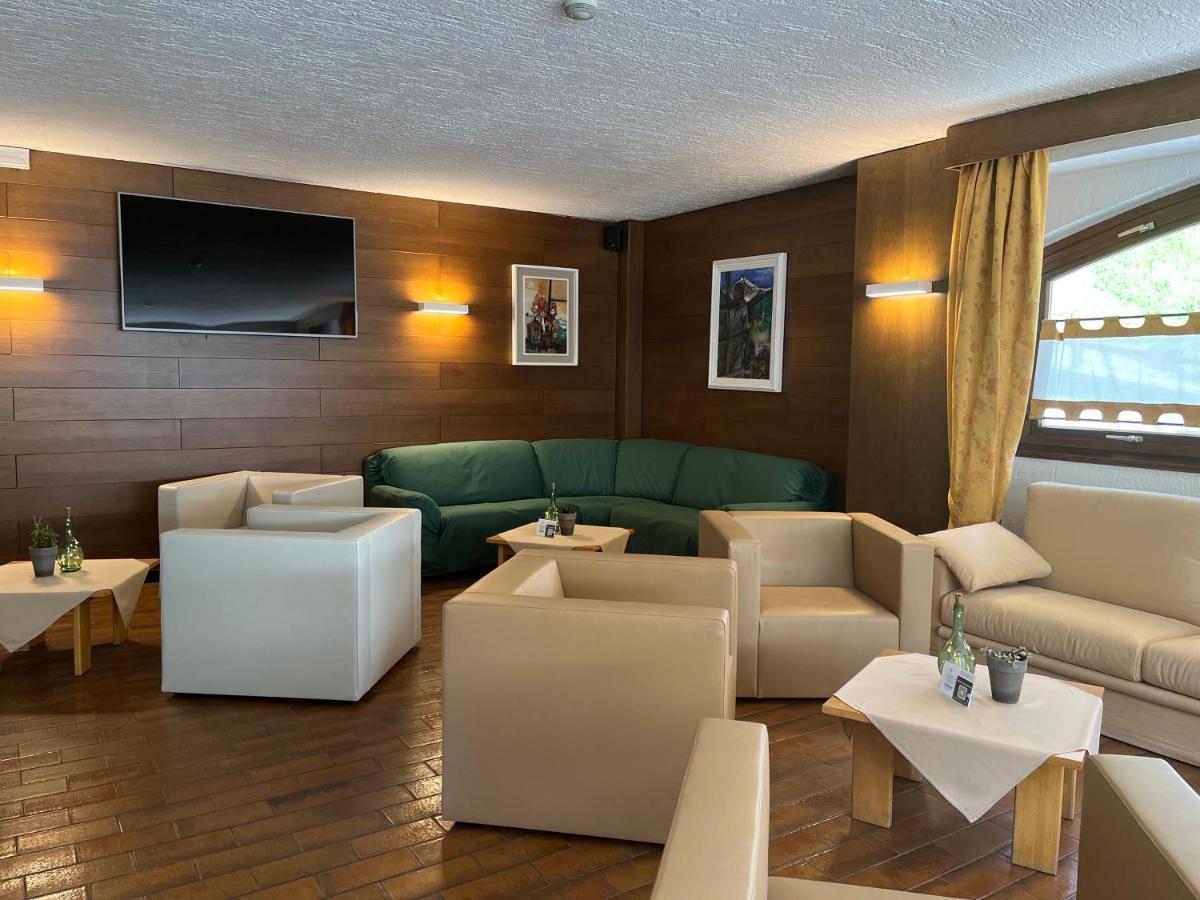Hotel Alle Tre Baite Santa Caterina Valfurva Exterior photo